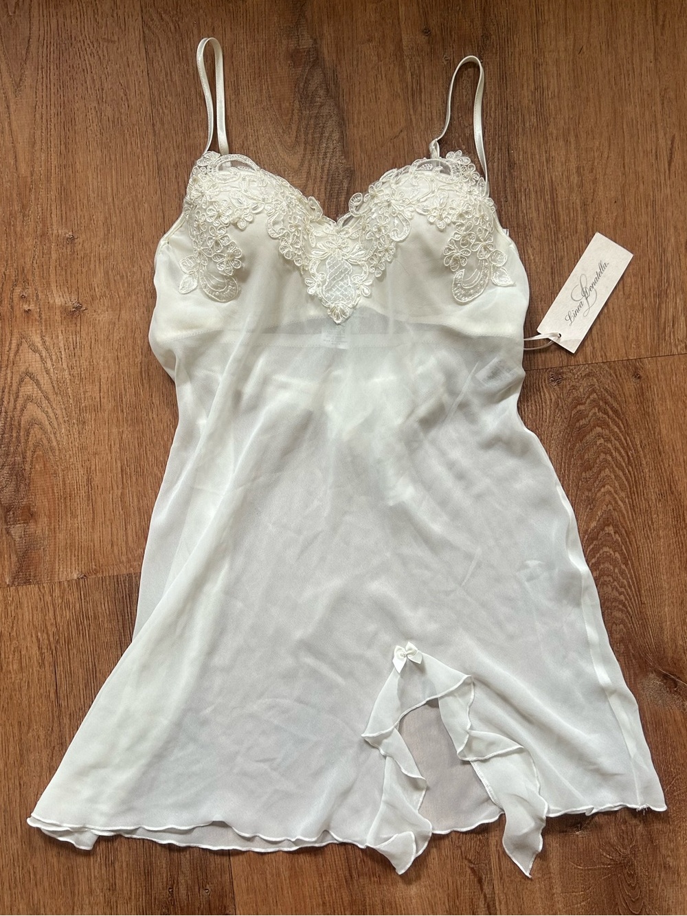 NWT Vintage Linea Donatella Lace-Trim Ivory Slip Dress - Women's Intimates
